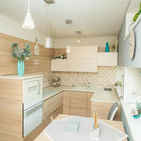 Ubytovanie Oslany * Oslany