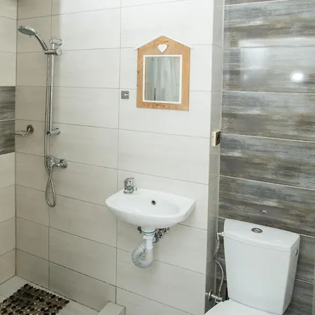 Gasthuis Ubytovanie Oslany *