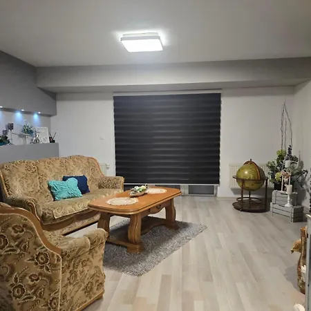 Ubytovanie Oslany Guest house